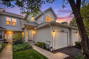 1272 Tennyson Ln, Naperville, IL 60540 - Photo 1