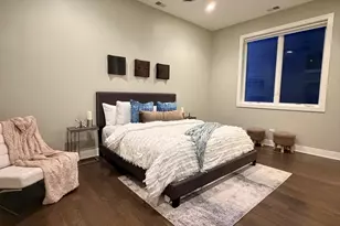 1224 W Ohio St, Chicago, IL 60642 - Photo 13