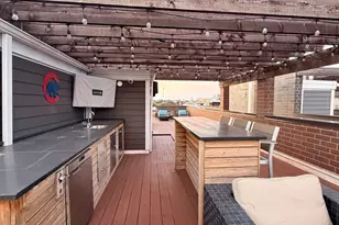 1224 W Ohio St, Chicago, IL 60642 - Photo 25