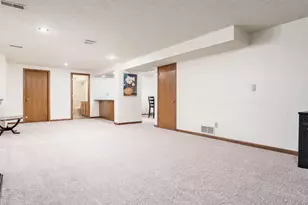 1397 Sweetclover Ln, Rockford, IL 61107 - Photo 37