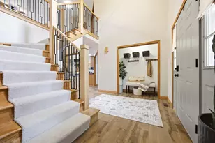 8N055 Secretariat Ct, Saint Charles, IL 60175 - Photo 5
