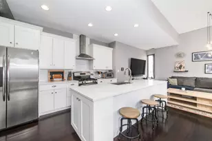 1319 N Wood St, Chicago, IL 60622 - Photo 3