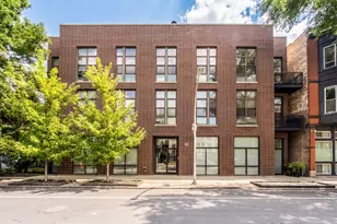 1319 N Wood St, Chicago, IL 60622 - Photo 1