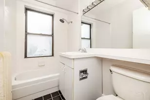 725 W Sheridan Rd, Chicago, IL 60613 - Photo 29
