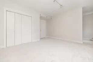 725 W Sheridan Rd, Chicago, IL 60613 - Photo 17