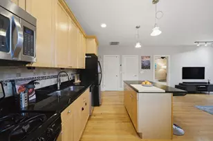 7633 N Greenview Ave, Chicago, IL 60626 - Photo 5