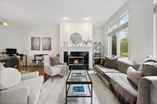 1351 W Altgeld St, Chicago, IL 60614 - Photo 9