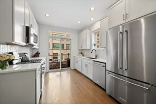 1351 W Altgeld St, Chicago, IL 60614 - Photo 15