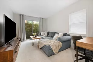 1351 W Altgeld St, Chicago, IL 60614 - Photo 5