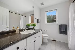 1351 W Altgeld St, Chicago, IL 60614 - Photo 27