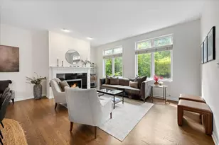 1351 W Altgeld St, Chicago, IL 60614 - Photo 11