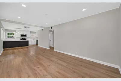 639 N Edgewood Avenue, Lombard, IL 60148 - Photo 5