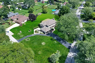 124 E Monterey Avenue, Schaumburg, IL 60193 - Photo 3