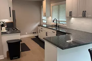 130 Birchwood Rd, Northbrook, IL 60062 - Photo 7
