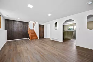 1017 N Timberlea Dr, Palatine, IL 60067 - Photo 15