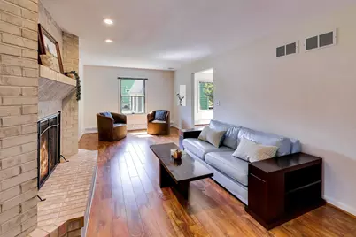976 Highland Avenue, Glen Ellyn, IL 60137 - Photo 9