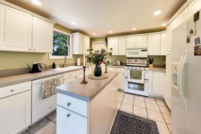 976 Highland Avenue, Glen Ellyn, IL 60137 - Photo 15