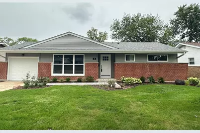 38 Evergreen Street, Elk Grove Village, IL 60007 - Photo 1