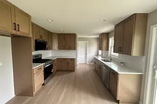 38 Evergreen St, Elk Grove Village, IL 60007 - Photo 3