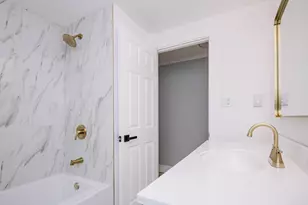6634 W 95th St, Oak Lawn, IL 60453 - Photo 21