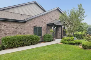 10737 Revere Cir, Mokena, IL 60448 - Photo 3