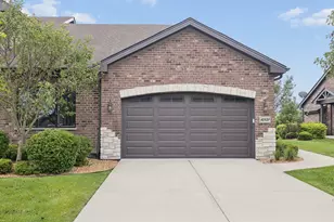 10737 Revere Cir, Mokena, IL 60448 - Photo 1