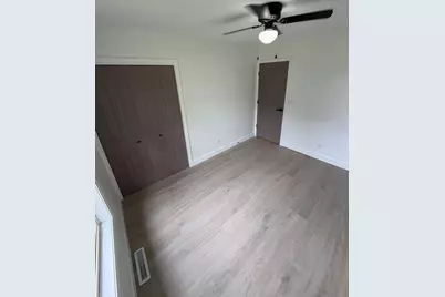 300 W Alabama Avenue, Casey, IL 62420 - Photo 15