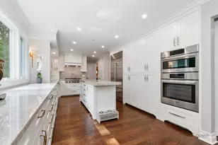 1035 Forest Hill Rd, Lake Forest, IL 60045 - Photo 11