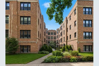 136 Clyde Avenue #2S, Evanston, IL 60202 - Photo 1
