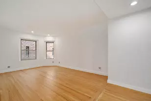 136 Clyde Ave, Evanston, IL 60202 - Photo 5
