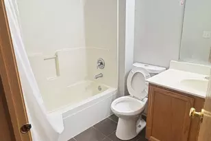 16428 Willow Walk Dr, Lockport, IL 60441 - Photo 9