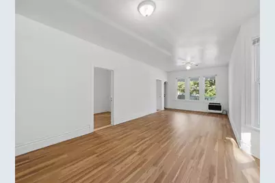 10560 S Edbrooke Avenue, Chicago, IL 60628 - Photo 11