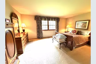 3915 N Tamarack Trail, Crystal Lake, IL 60012 - Photo 17