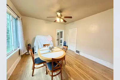 319 Oak Street, Elgin, IL 60123 - Photo 9
