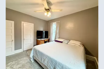 319 Oak Street, Elgin, IL 60123 - Photo 19