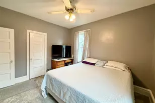 319 Oak St, Elgin, IL 60123 - Photo 19
