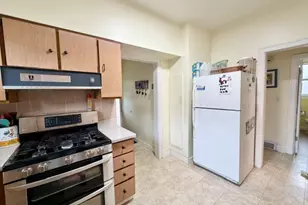 319 Oak St, Elgin, IL 60123 - Photo 15