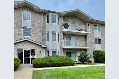 717 N 5th Avenue #101, Addison, IL 60101 - Photo 3