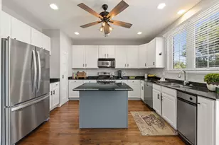 231 N West St, Wheaton, IL 60187 - Photo 5