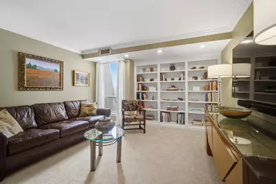640 Winnetka Mews #403, Winnetka, IL 60093 - Photo 11