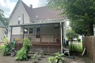 623 E 3rd St, Kewanee, IL 61443 - Photo 3