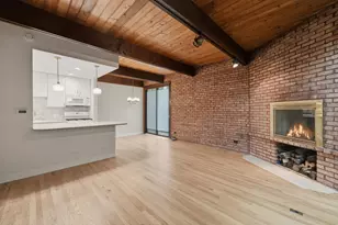 2206 N Burling St, Chicago, IL 60614 - Photo 3