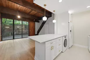 2206 N Burling St, Chicago, IL 60614 - Photo 7