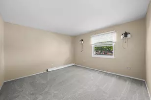 765 Grove Dr, Buffalo Grove, IL 60089 - Photo 11