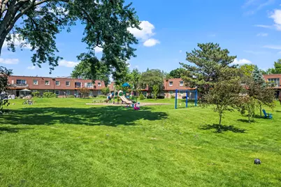 765 Grove Drive #103, Buffalo Grove, IL 60089 - Photo 17