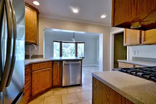 215 E Grantley Ave, Elmhurst, IL 60126 - Photo 15