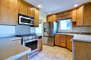 215 E Grantley Ave, Elmhurst, IL 60126 - Photo 17