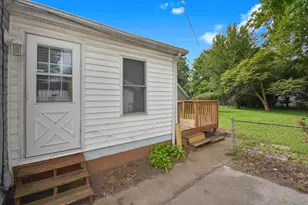 1016 W King St, Decatur, IL 62522 - Photo 41