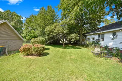 1016 W King Street, Decatur, IL 62522 - Photo 45