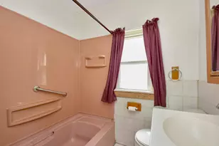 1016 W King St, Decatur, IL 62522 - Photo 25